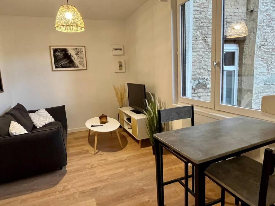 Appartement Cosy Plein Centre Douai Bagian luar foto